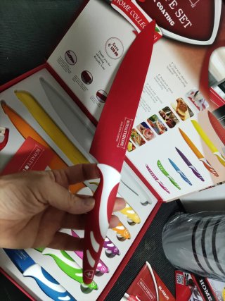 A estrenar.Set de 7 cuchillos Royalty  Line