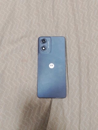 Telefono nero Motorola 5G