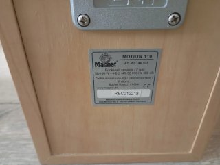 Altavoces Magnat Marrones y Grises
