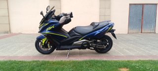 Kymco Ak 550 Maxi Scooter Azul