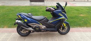 Kymco Ak 550 Maxi Scooter Azul