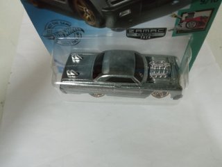 Hot Wheels 2020 - '64 Chevy Impala - zamac