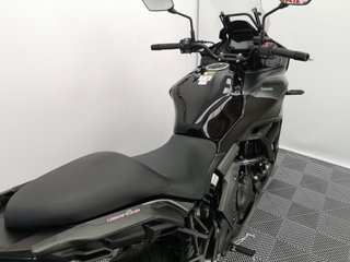 KAWASAKI VERSYS 650 ABS 2025 2287 kms.