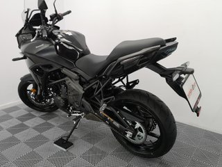 KAWASAKI VERSYS 650 ABS 2025 2287 kms.