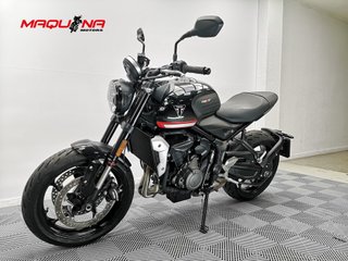 TRIUMPH TRIDENT 660 2023 1313 kms.