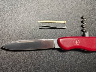 Navaja Victorinox Alpineer 111mm