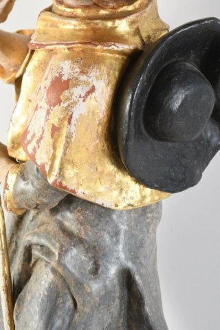 65 cm. Escultura del apóstol Santiago
