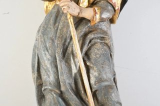 65 cm. Escultura del apóstol Santiago