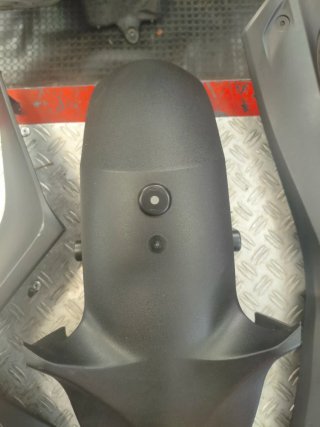 Yamaha XMAX 125 (2018-2022) Guardabarros delantero