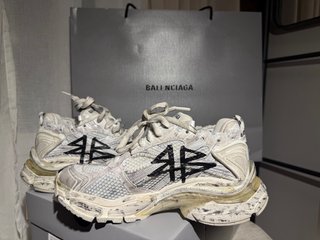Balenciaga Runner Graffiti Talla 37