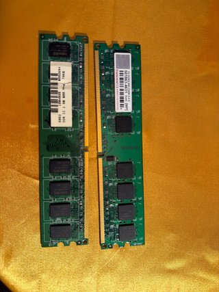 2x 1GB DDR2 800MHz Módulos RAM