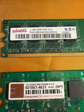 2x 1GB DDR2 800MHz Módulos RAM