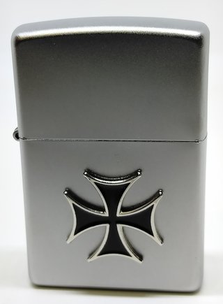 Zippo Cruz de Malta.