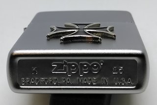 Zippo Cruz de Malta.