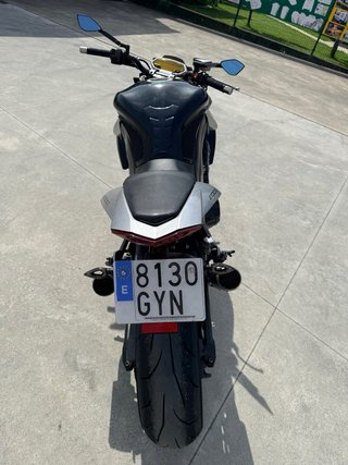 Kawasaki Z1000