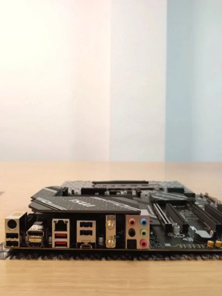 MSI B760 GAMING PLUS WIFI Placa Base