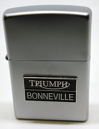 Zippo Triumph Bonneville.