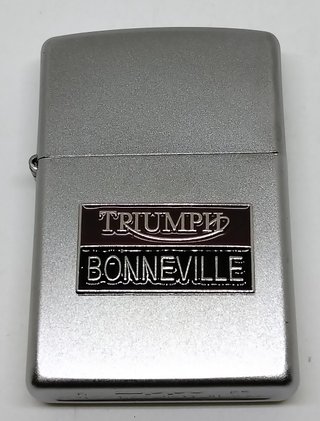 Zippo Triumph Bonneville.