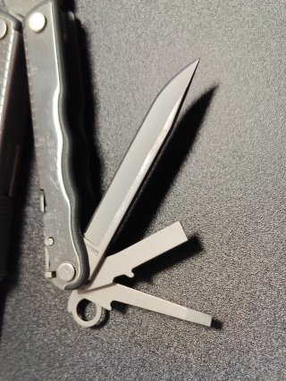 Leatherman Fuse multiherramienta