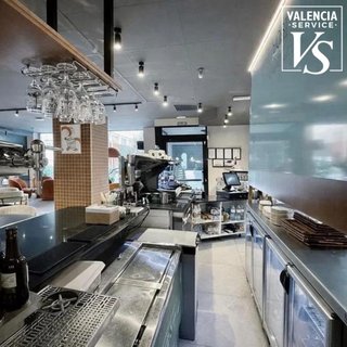 VS 0907 – CAFETERÍA CON ZONA LÚDICA Y TERRAZA
