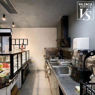 VS 0907 – CAFETERÍA CON ZONA LÚDICA Y TERRAZA