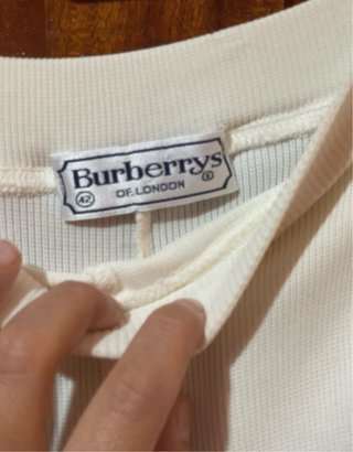 Pantalón Burberry’s Of London en buen estado.