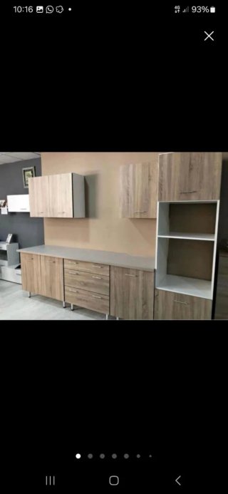 Mueble de cocina modular gris y blanco