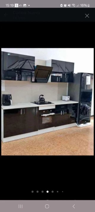 Mueble de cocina modular gris y blanco