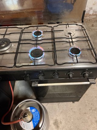 Cocina de gas 5 fuegos