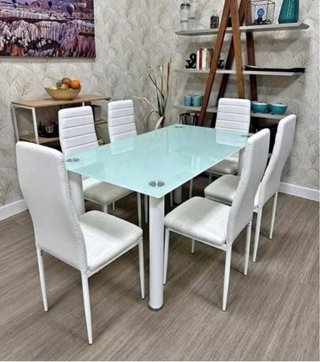 Mesa de comedor 240€ transporte incluido, garantía