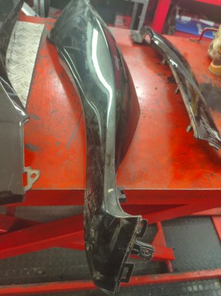 Tapa lateral izquierda del HONDA SH 125 (2012-2016