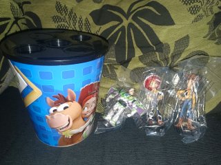 Palomitera Toy Story 5 con figuras