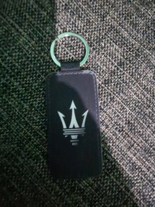 Portachiavi Maserati Pelle Nera Tridente