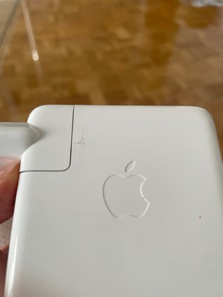 MacBook Pro 12 2012 solo enchufado/hasta el SABADO