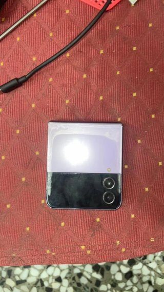 Samsung Galaxy Z Flip 4 Morado