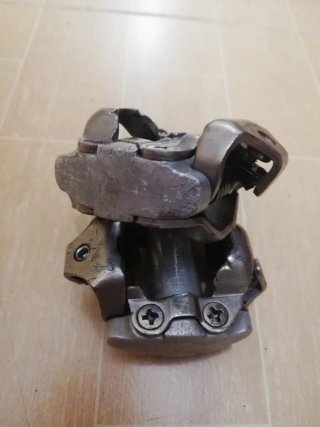 Pedales automáticos y semi-automáticos SHIMANO