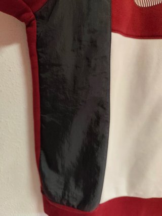 Sudadera de chico talla S de Nike.