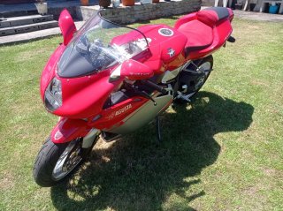 MV Agusta F4 Moto Deportiva Roja/Plata