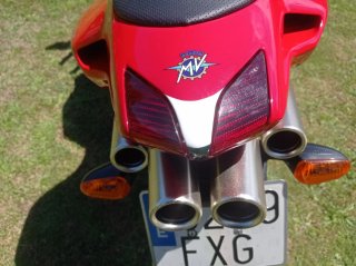 MV Agusta F4 Moto Deportiva Roja/Plata