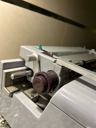 Olivetti Linea 88 Máquina de Escribir Mecánica