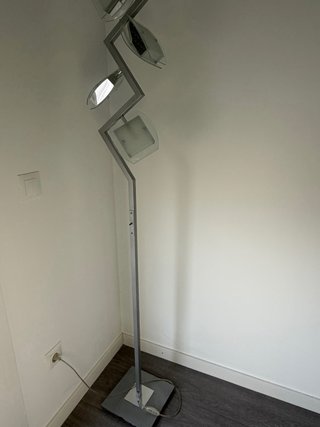 Lampada da terra moderna a 4 luci