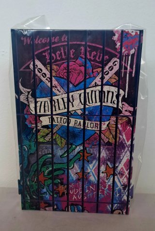 Hot Toys 1/6 Harley Quinn MMS407 Prisoner Version