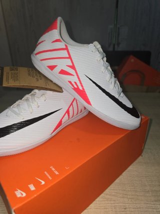 Botas Nike Mercurial Vapor 15 Club IC
