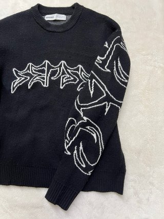 Jersey Bershka Negro Estampado Talla M
