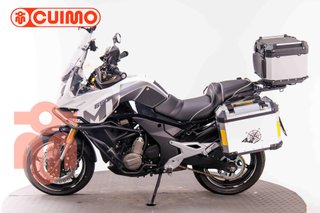 CFMOTO 650 MT
