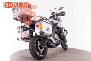 CFMOTO 650 MT