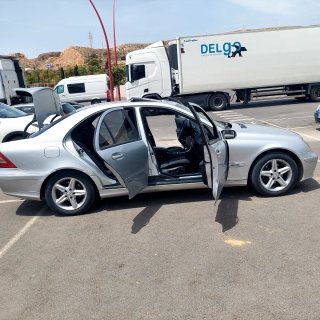 Mercedes-Benz Clase C 2005