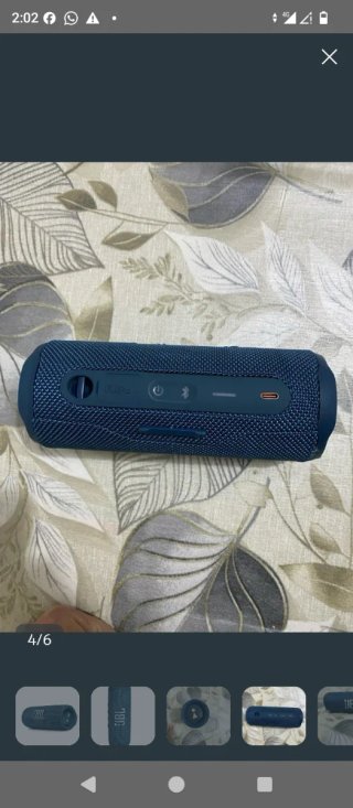 Altavoz JBL azul