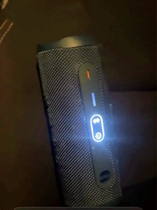 Altavoz JBL azul