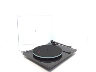 giradiscos rega planar 2